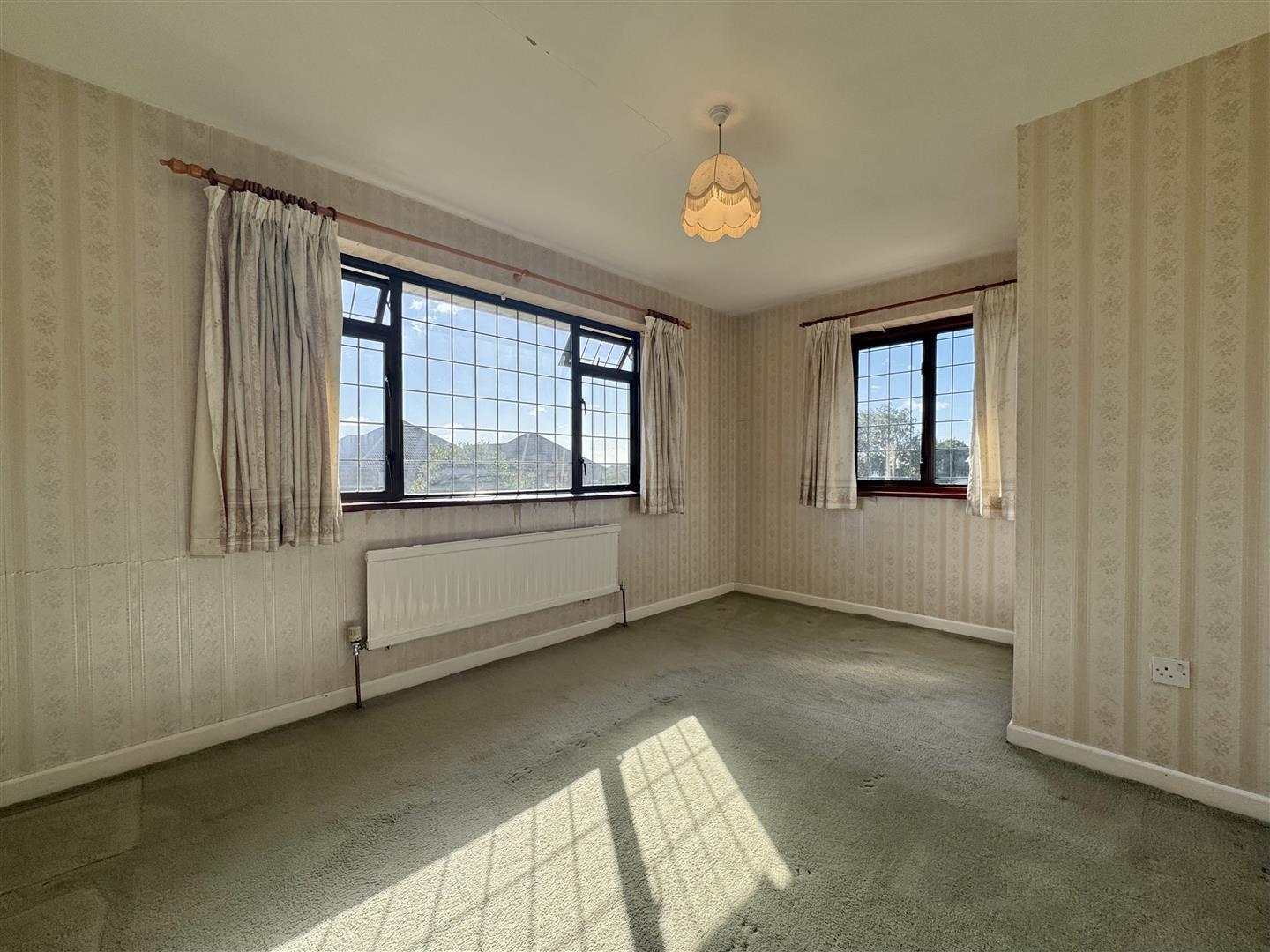 Property Image 86a43ea8-7acc-45ff-a785-236cc1124e7b