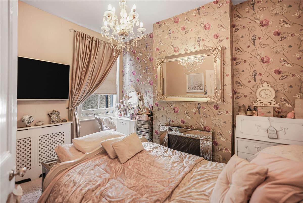 Property Image 86b9ee76-cc24-425a-804a-a119bb2db9c0