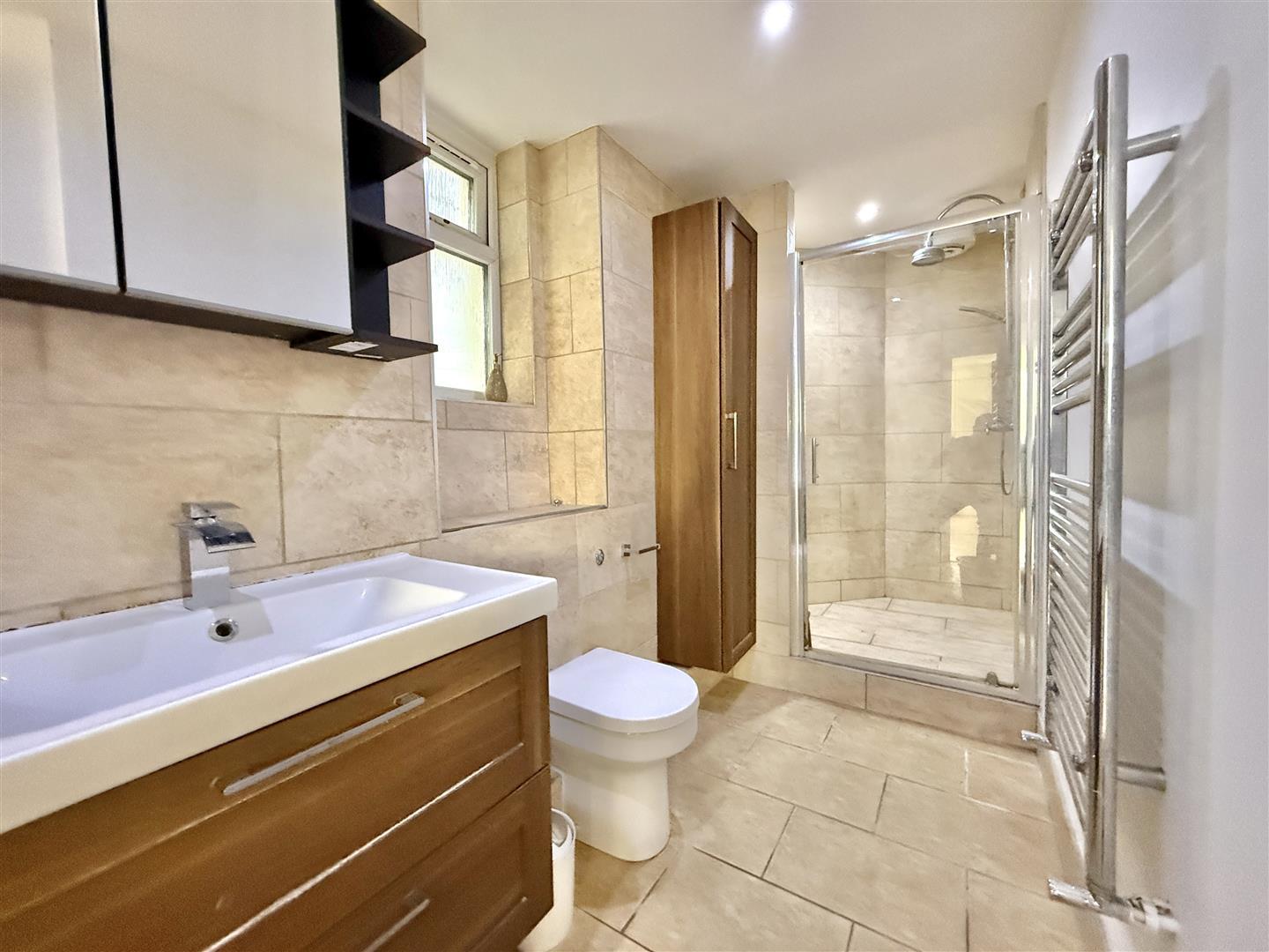 Property Image 86babc52-53f6-4534-a2c4-4d077864bffd