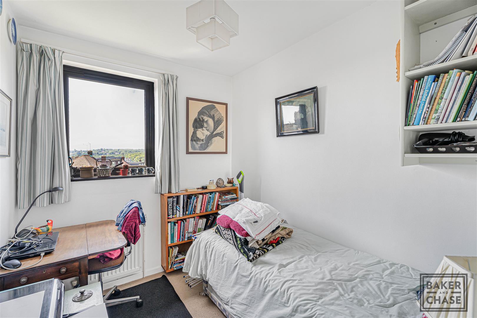 Property Image 86c10243-1133-47fd-8a9b-55694f3a51e9