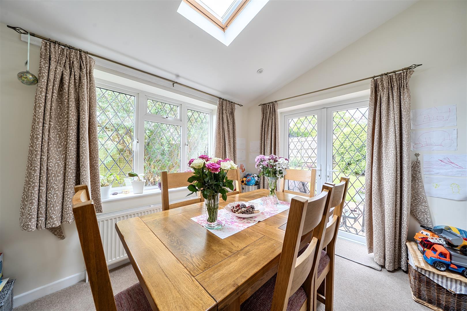 Property Image 86cf0181-5c01-492d-8b89-e2b2b6a2e57e
