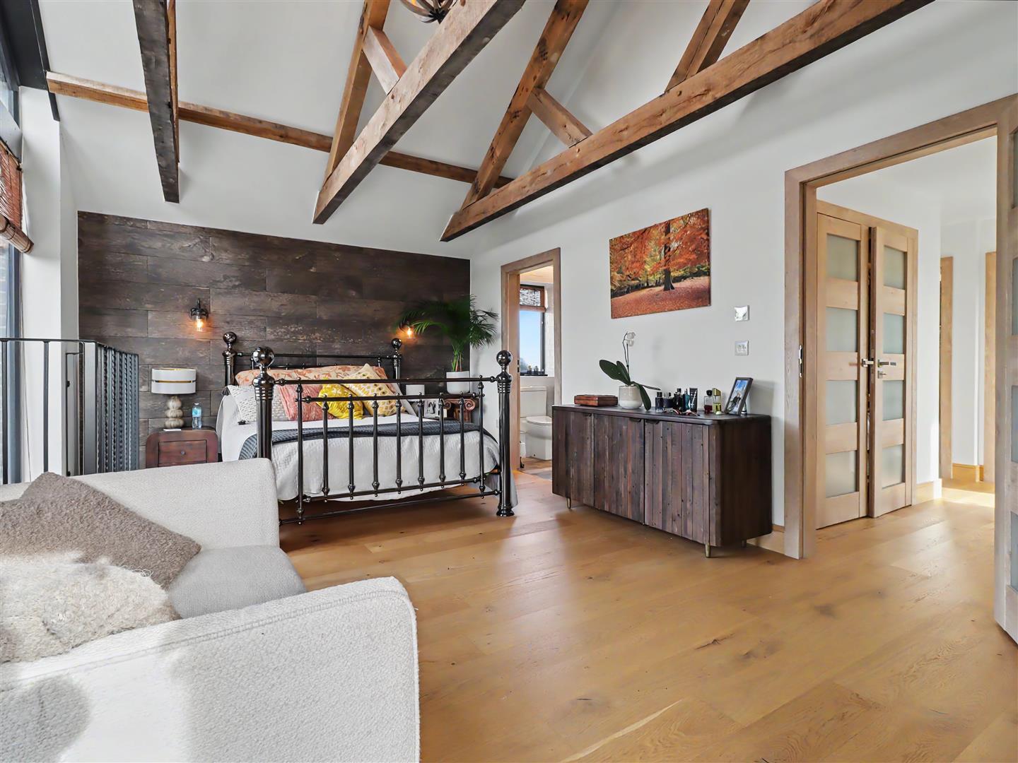 Property Image 86d2af3c-eb4a-4cb8-949e-323715ddc1ee