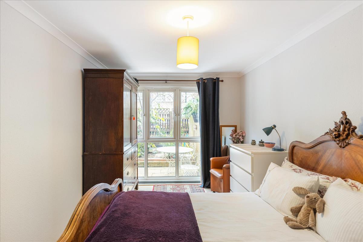 Property Image 86d66bbf-b16b-45c1-a084-55e10d806fd8