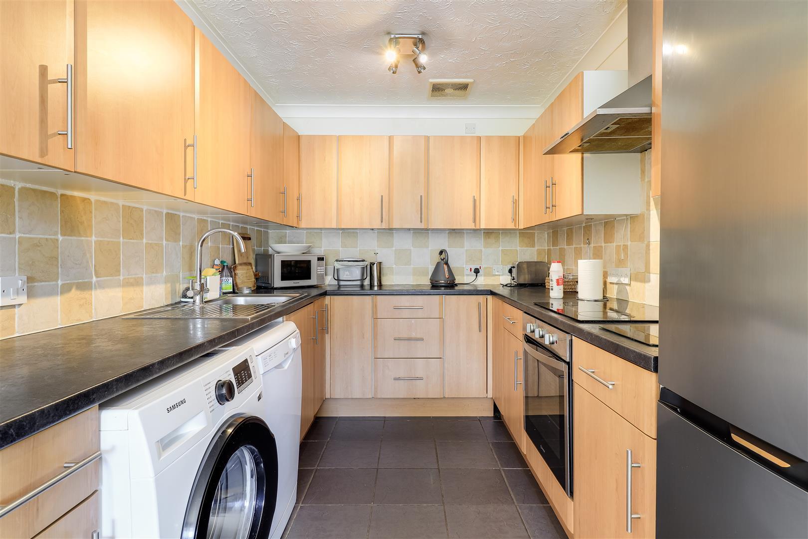 Property Image 86d6c988-e958-4266-aea9-9b2ba5a4110f