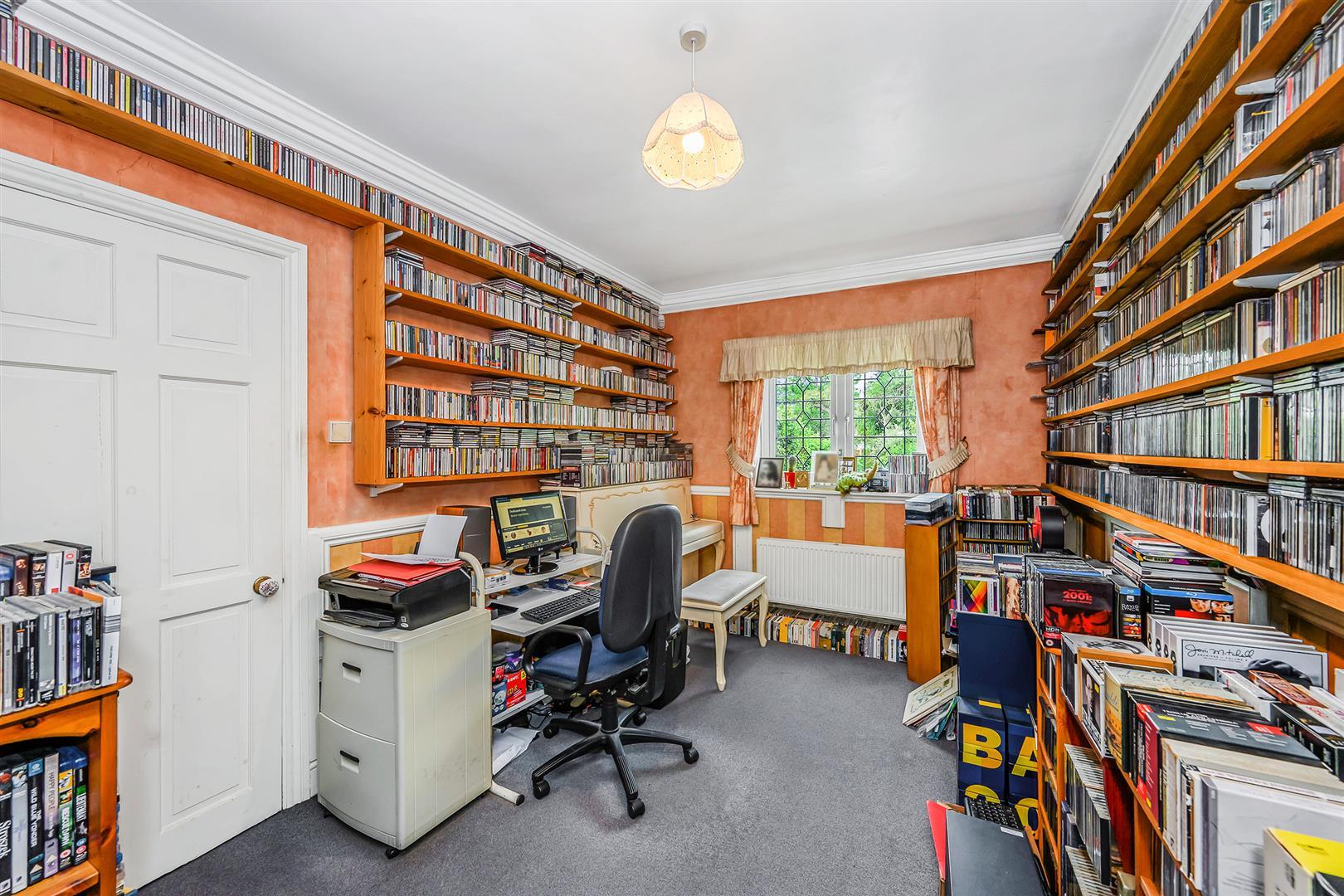 Property Image 86dc1490-6fe7-41e4-b2be-f4a4579e6f00