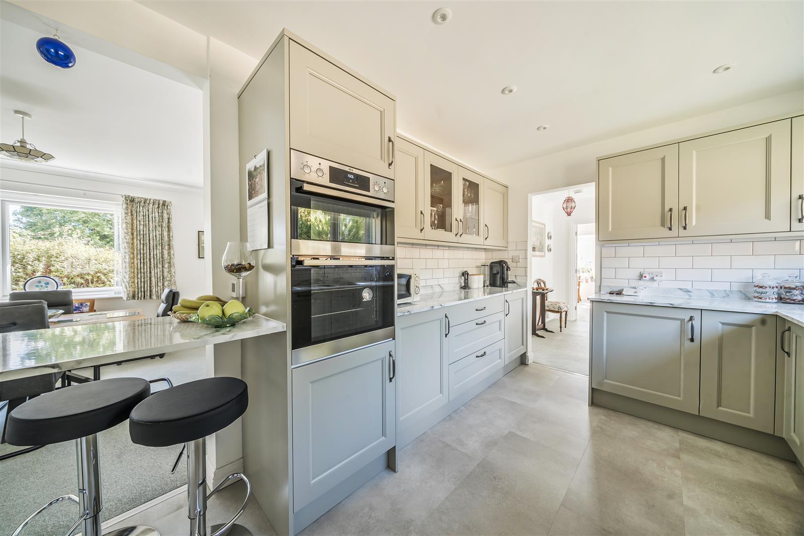 Property Image 86e98722-c0a2-4136-81b0-3992e52bd20e