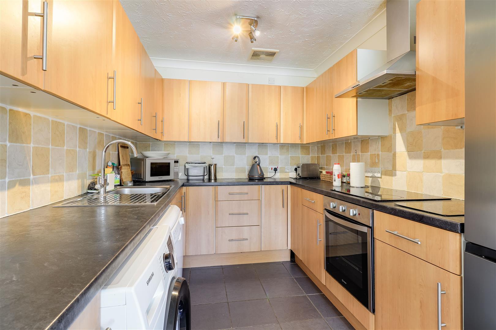 Property Image 86ec6901-fc82-42c6-9392-0ebafa054576