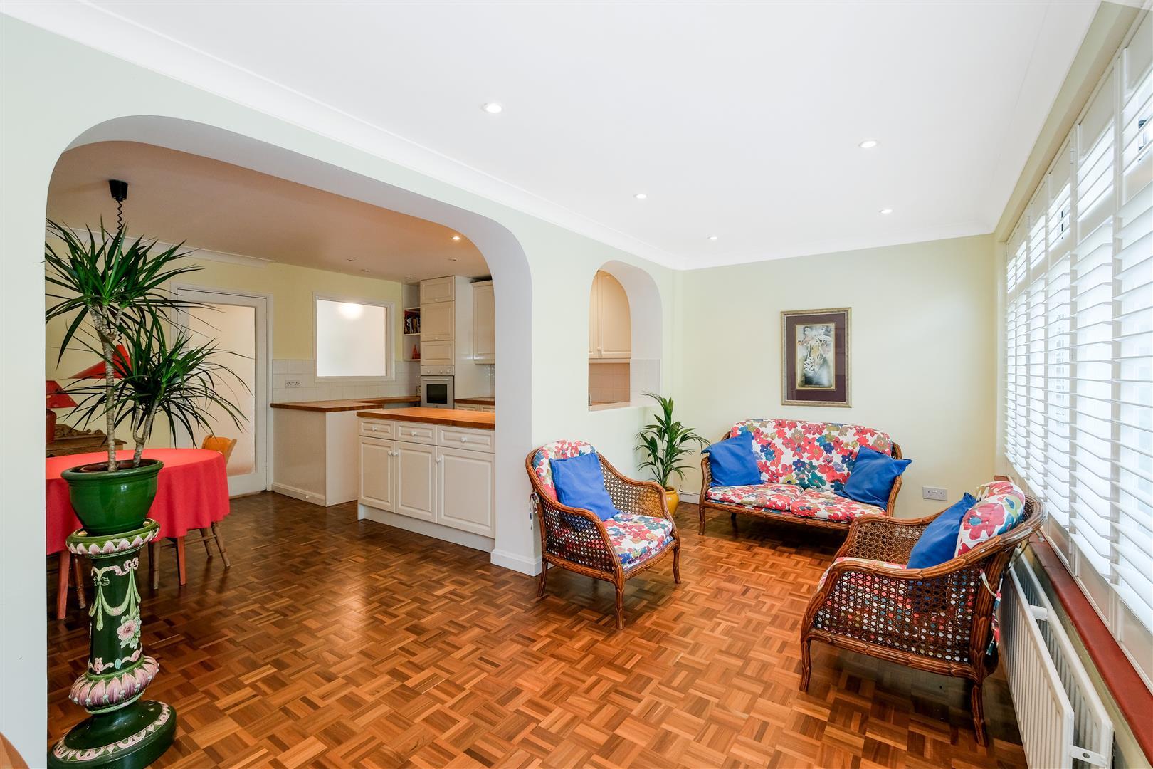 Property Image 86f394f1-2261-4c81-a5ed-505fdae74a46