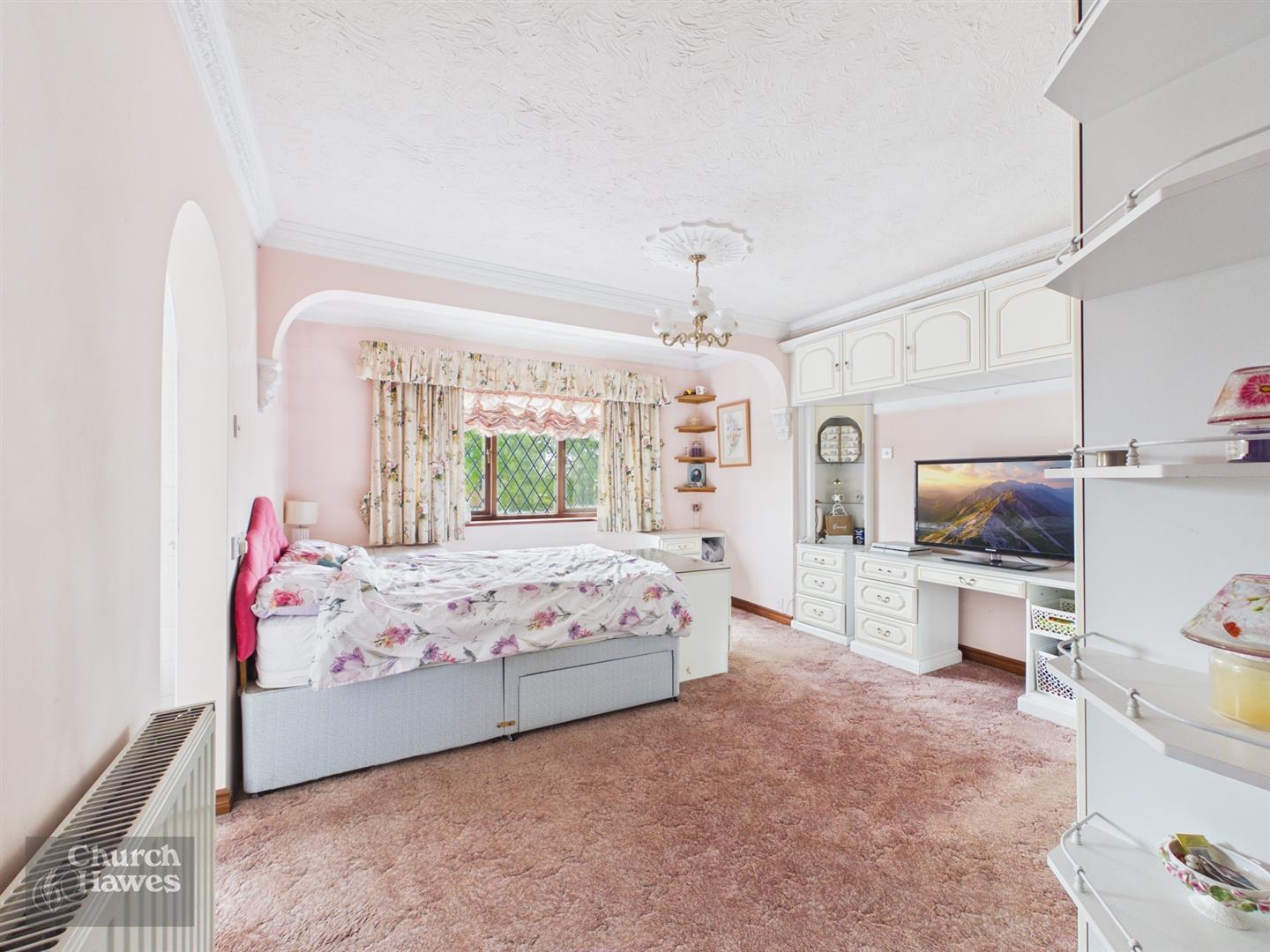 Property Image 86fc7f98-d094-409e-a40e-5dcb592a20cd
