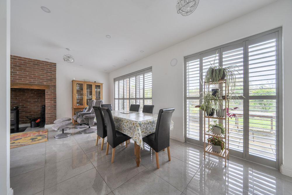 Property Image 86fdd543-c0fa-4ee6-98c7-4c98fadeb813