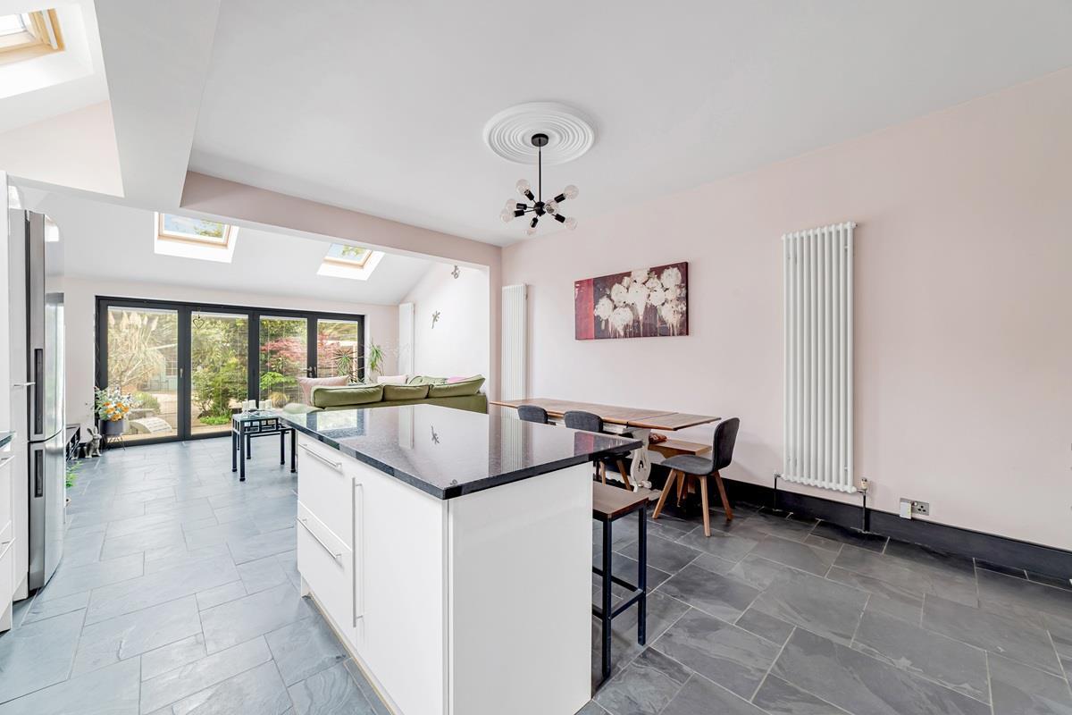 Property Image 86ffd804-5a8e-4452-96c0-76153afe43f8