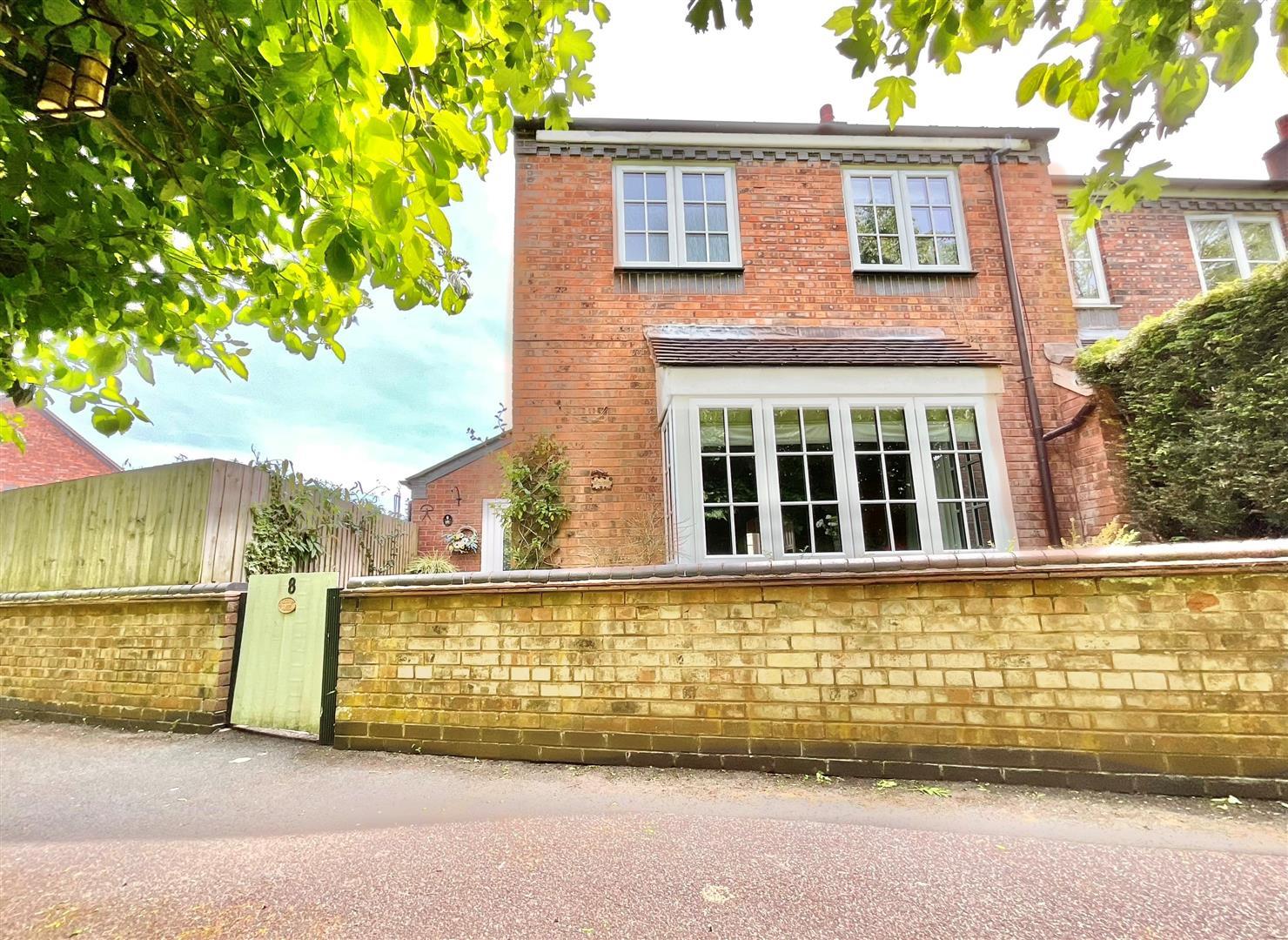 Property Image 8705d1c7-8220-4e75-80aa-8bd06fb1d4fe
