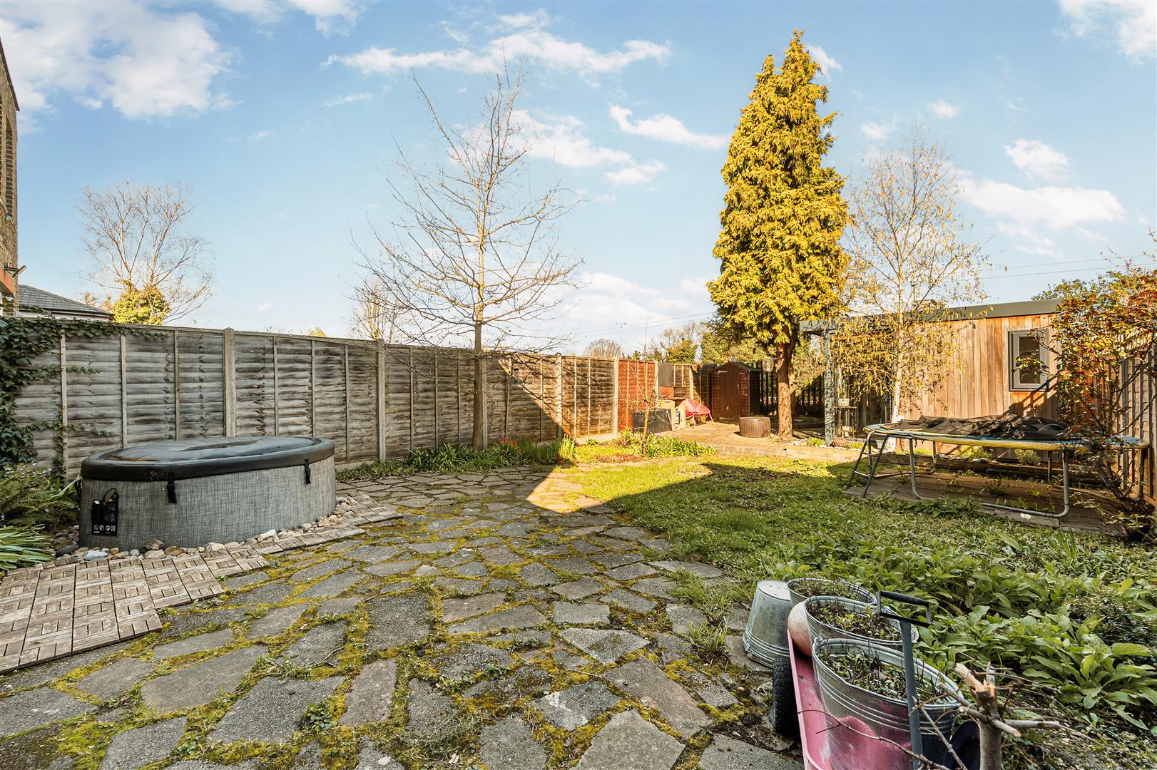 Property Image 87064a37-9bfa-443d-9c97-582653adc997
