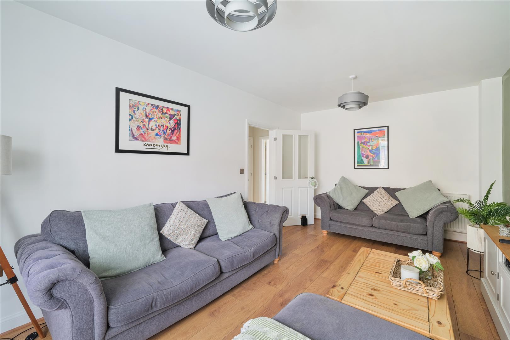 Property Image 87103197-40f4-4796-969f-ab1823c9dece