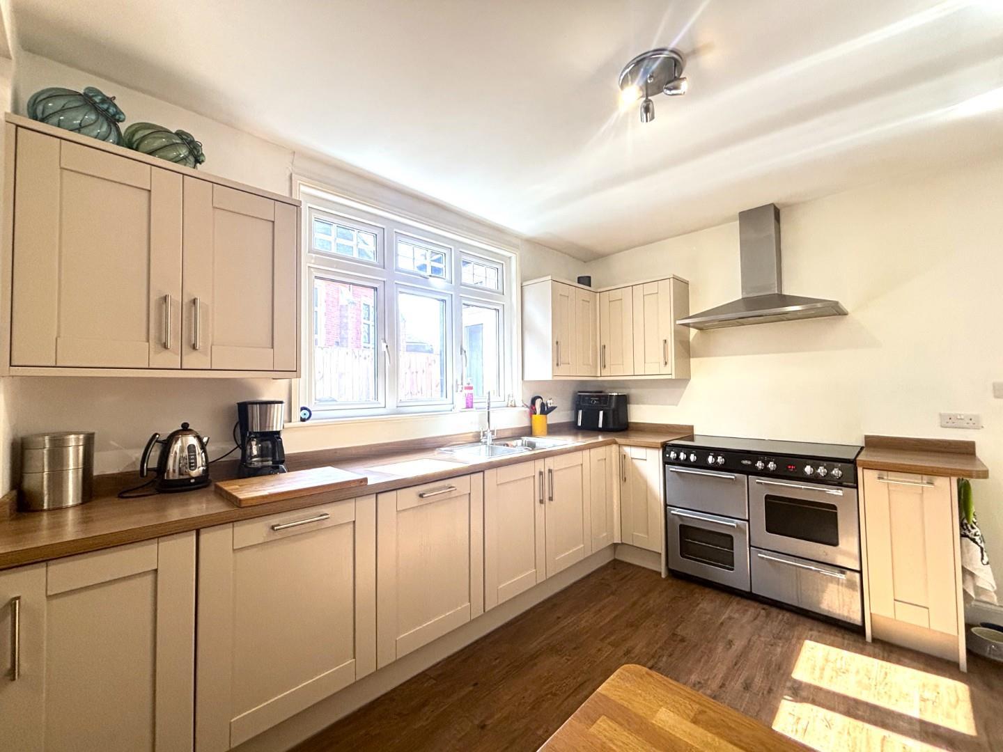 Property Image 8726e592-afe8-449d-859a-30c6ca602089