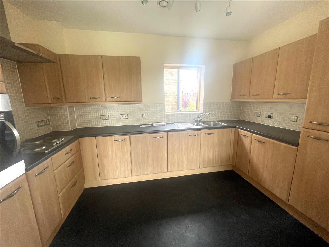 Property Image 8728272a-7acf-4989-8b58-eb13ff5d5c3a