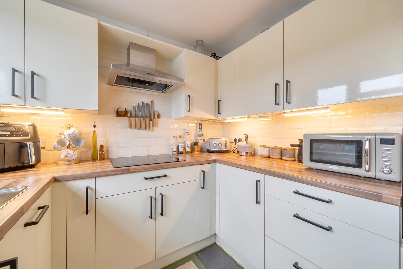 Property Image 873fee71-07f1-48fb-92b8-c4d014819650