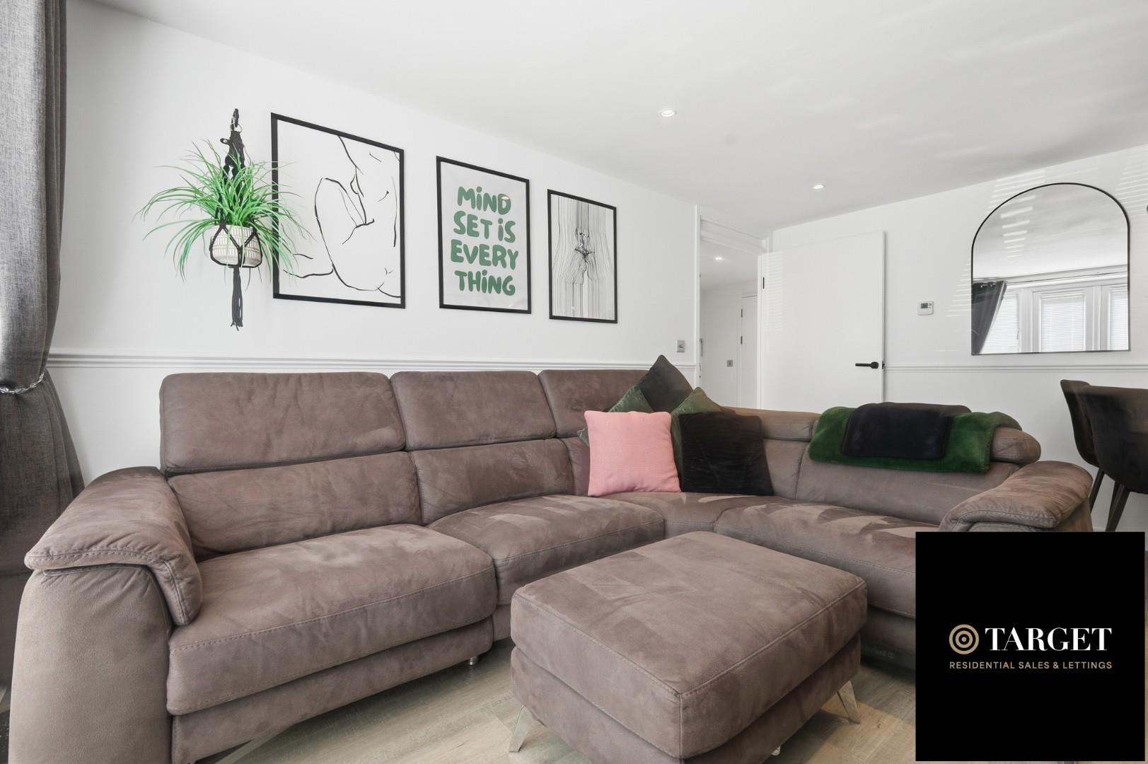 Property Image 87404633-cab6-4e74-8837-69d8c3524101