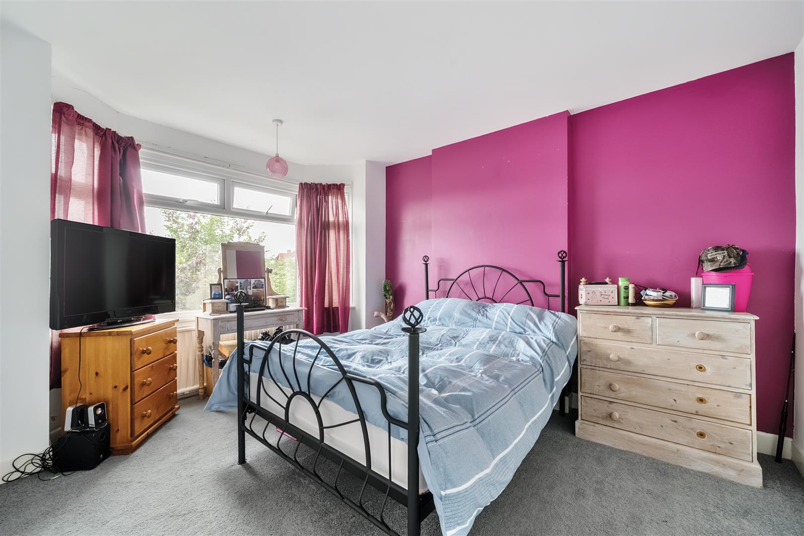 Property Image 8760f131-e91a-4adf-9a74-f990739264ad