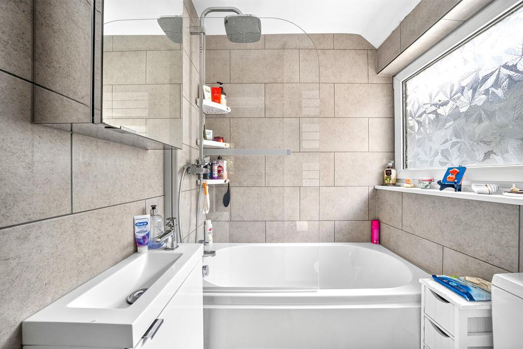 Property Image 8764a42a-2357-4666-88f2-ca85aefd0197