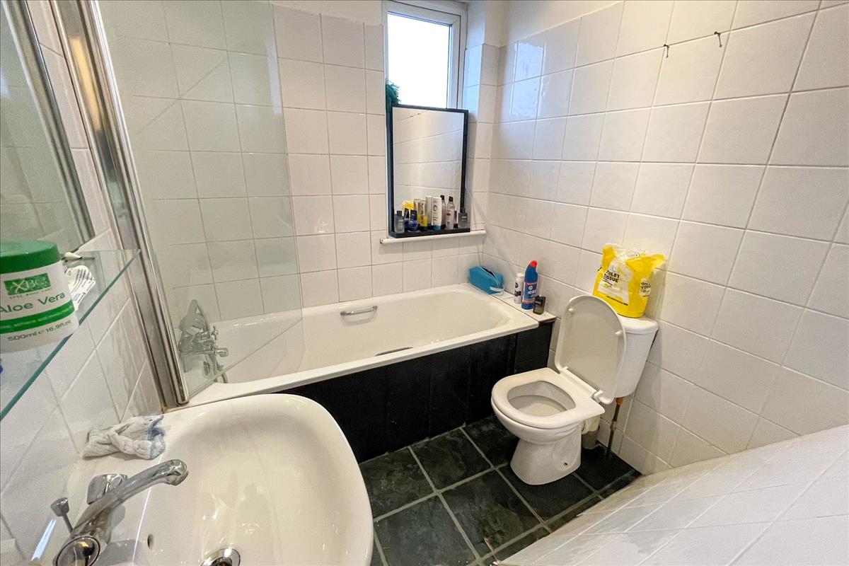 Property Image 8764a9f6-2952-491e-bc8d-b77ce5e37d59