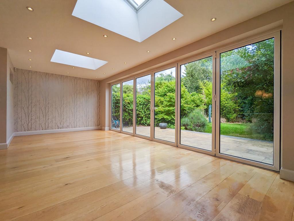 Property Image 876b18c8-3dea-42ae-87bc-878965543756