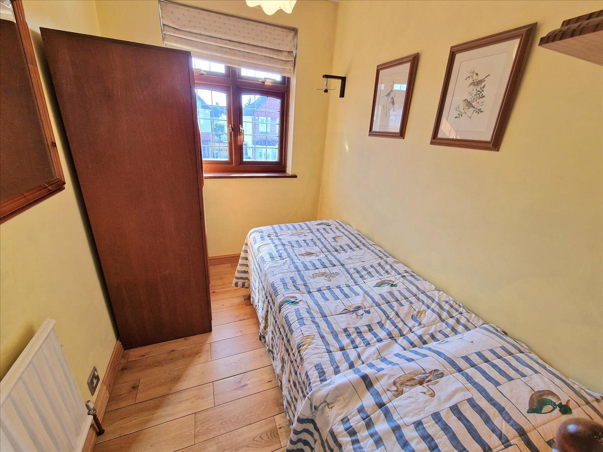 Property Image 8784dd30-1b91-4c1d-bde8-9ffa098ba54b