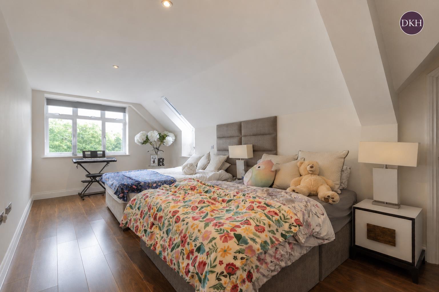 Property Image 8797714b-a7e6-40a5-b577-0b021aa3a9d3