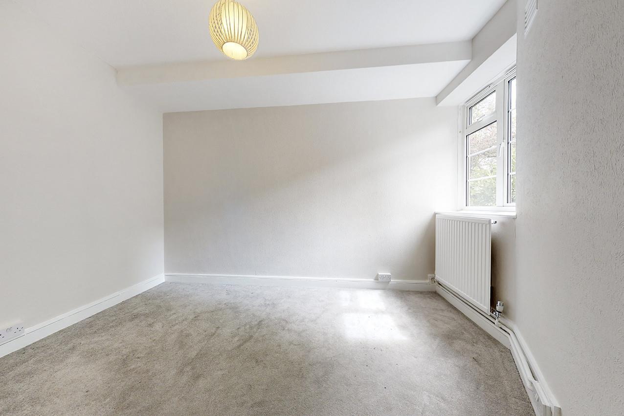 Property Image 879fc30a-8259-4fb9-8ed0-035b458e13b2