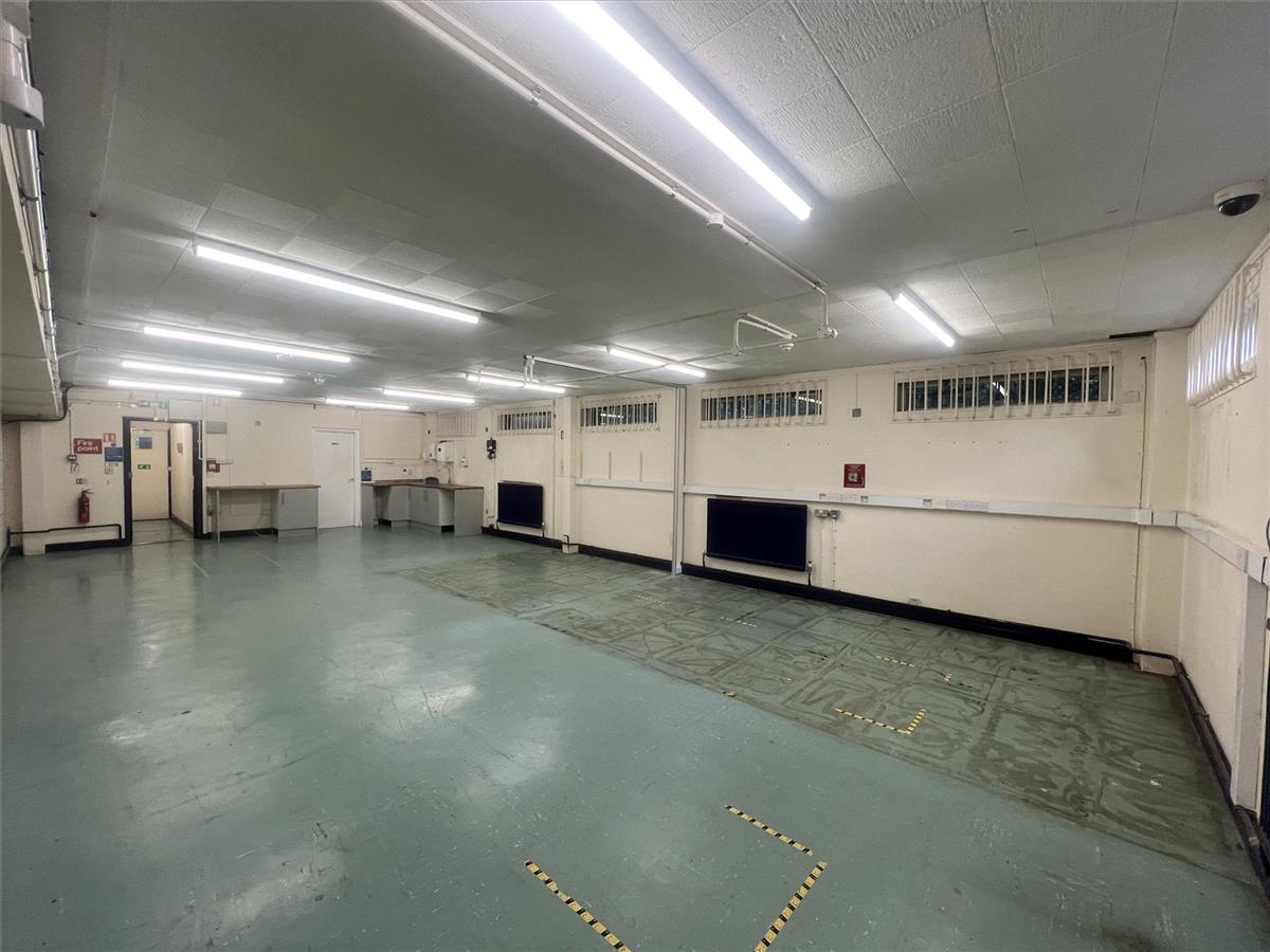 Property Image 87a46b44-5033-4498-ba88-968174cd612a