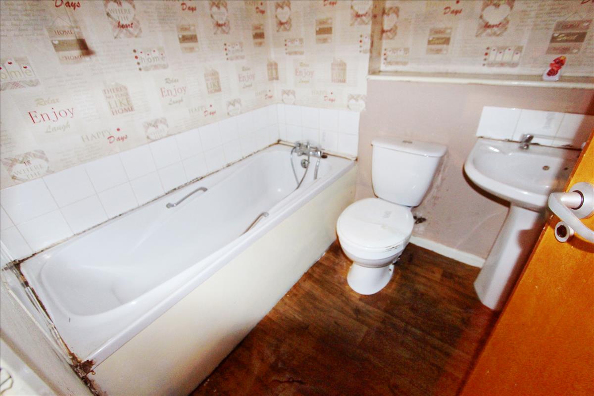 Property Image 87a7aed7-c3bb-48a3-b47f-1086b9cf3e38