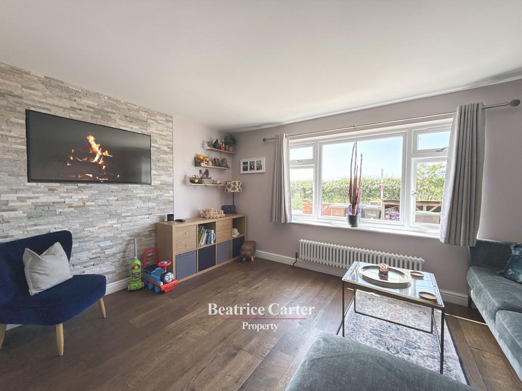 Property Image 87bc0ad0-3080-42f7-8ba7-7f5d19b5033e