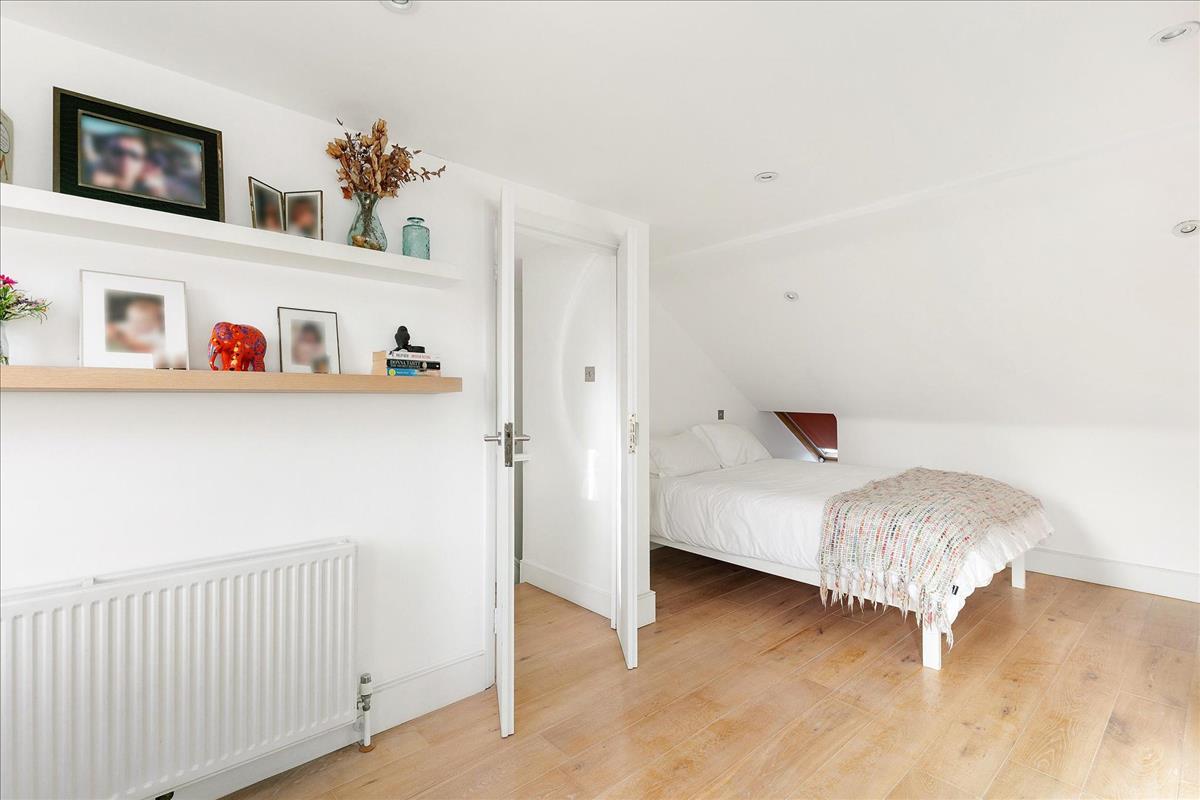 Property Image 87cd6c26-9f48-4d14-a5b2-468535298685