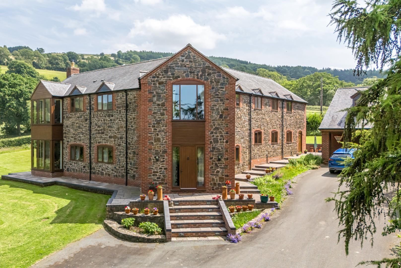 Property Image 87d81a01-490a-4c0a-9eaf-03f969b1c07b