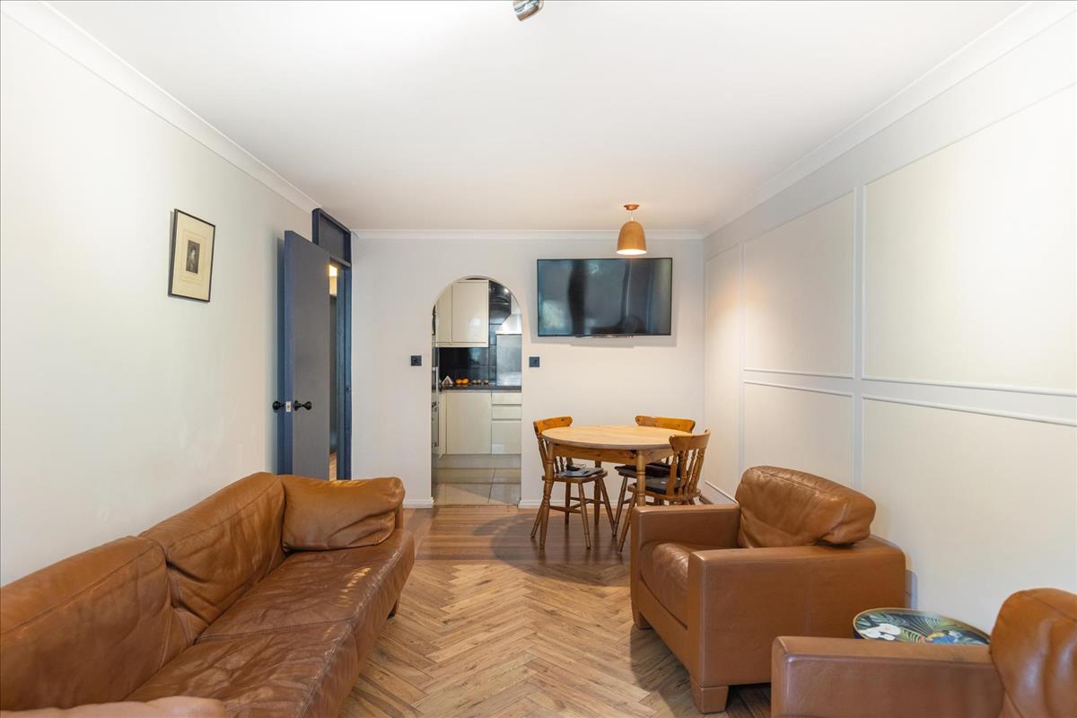 Property Image 87e0ea15-2b5c-4a24-b44d-af37871b9a10