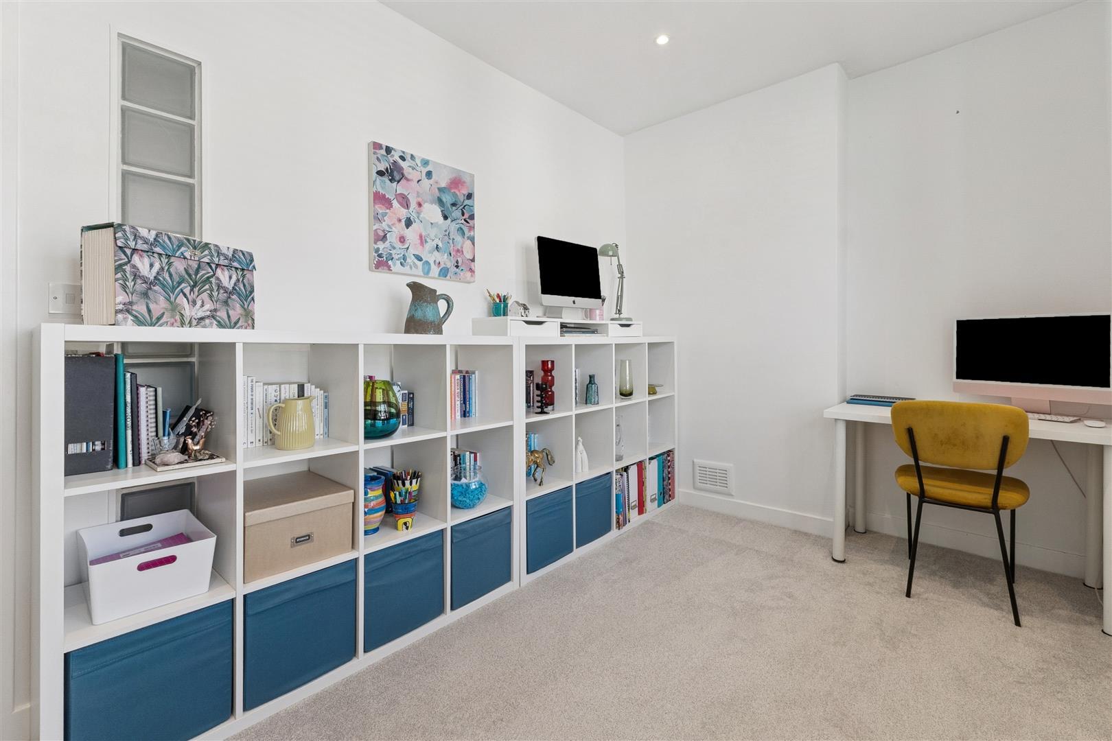 Property Image 87edd135-5a49-4b22-9eee-c514a072eb88