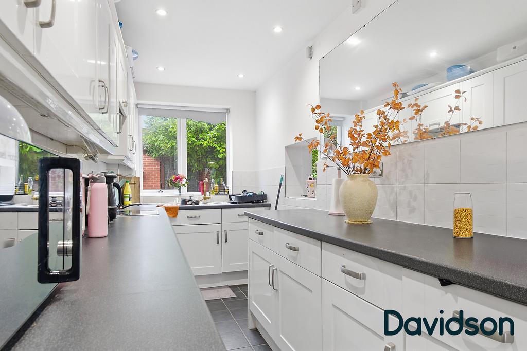 Property Image 87f11d43-db13-4cd2-8d04-fdf1543e1d85