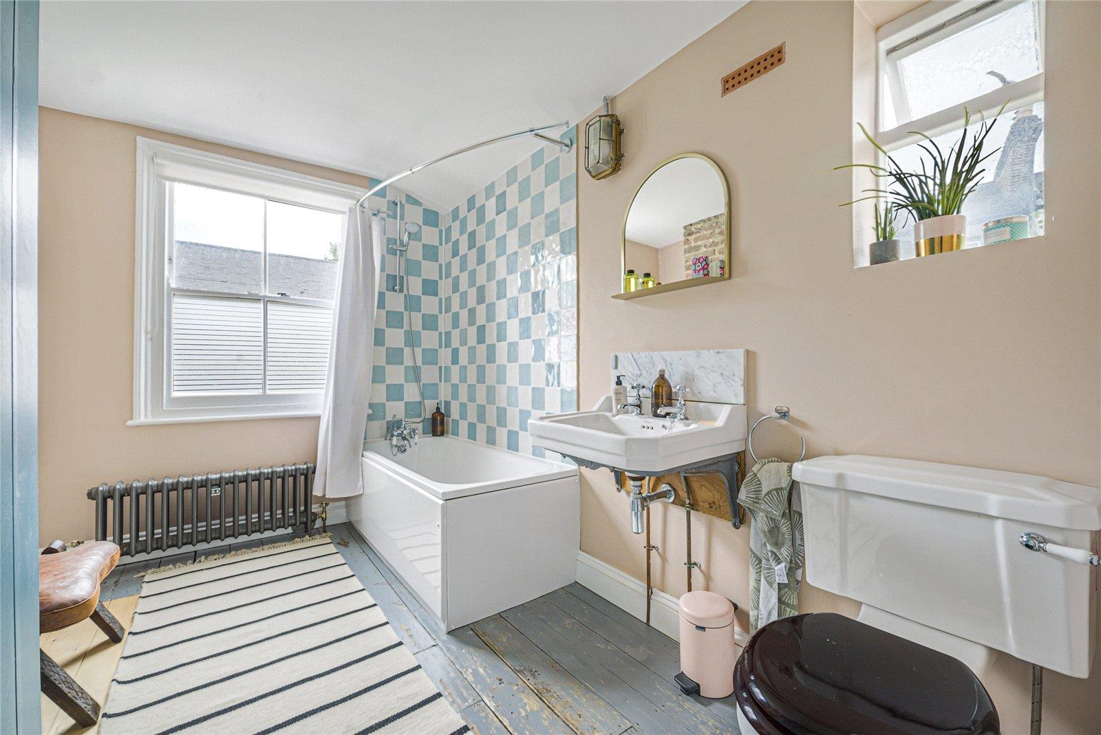 Property Image 87f30e54-b4a2-460b-b4b7-6ea92f2e8d04