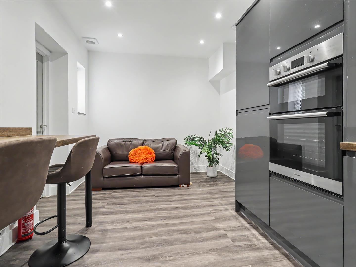 Property Image 87f3a303-a23e-4c5c-9198-79998c483c1f
