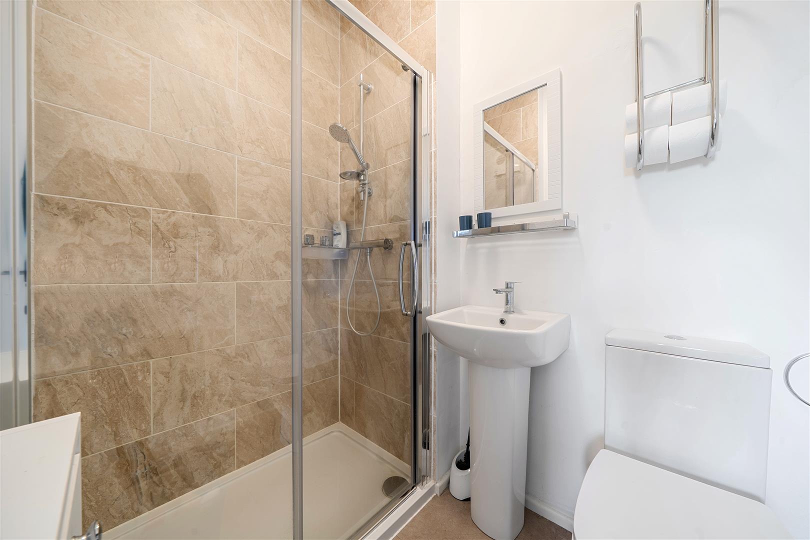 Property Image 87f447f3-5f38-40c2-8560-1644938cfa87