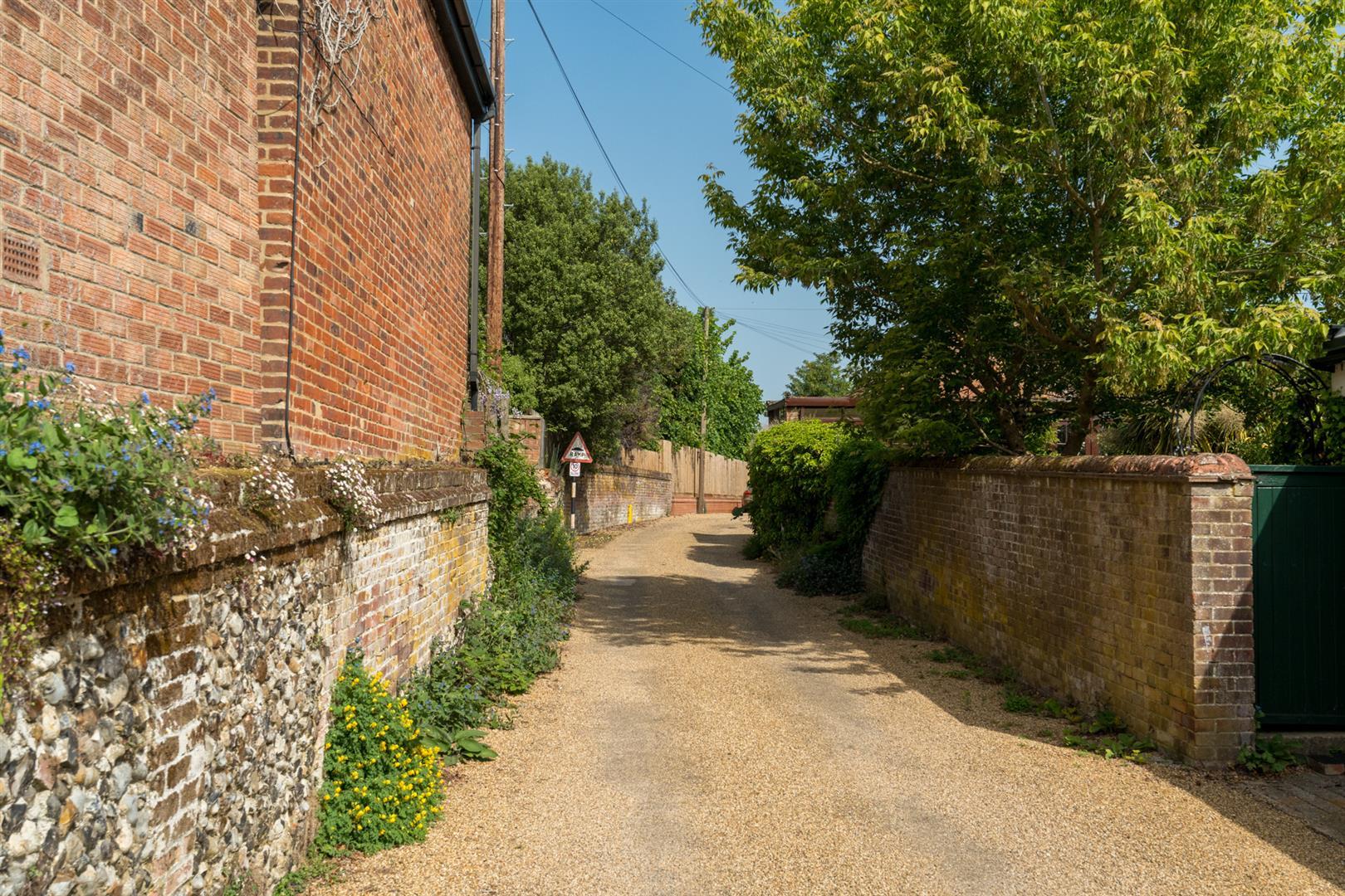 Property Image 8819487c-0ed0-47e6-893e-84b7ea989f69
