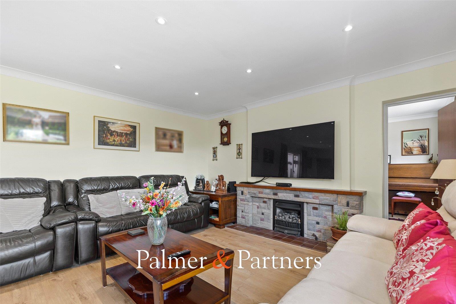 Property Image 88302144-1245-414f-a678-1ab7078f23af