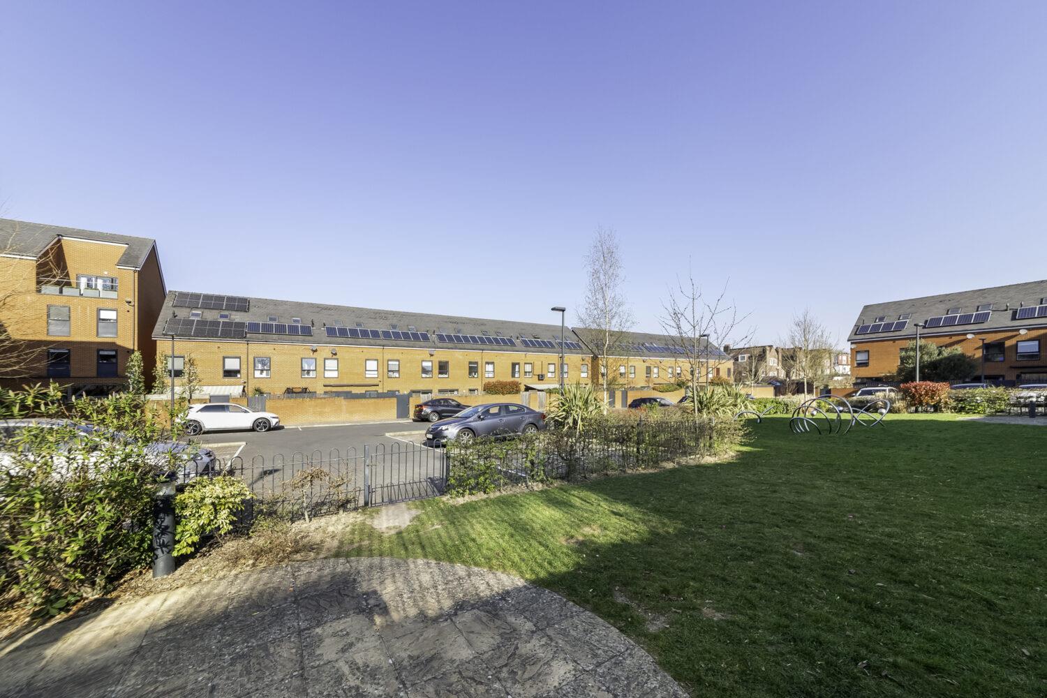 Property Image 88383e33-4f78-473d-94a4-71c996f083bd