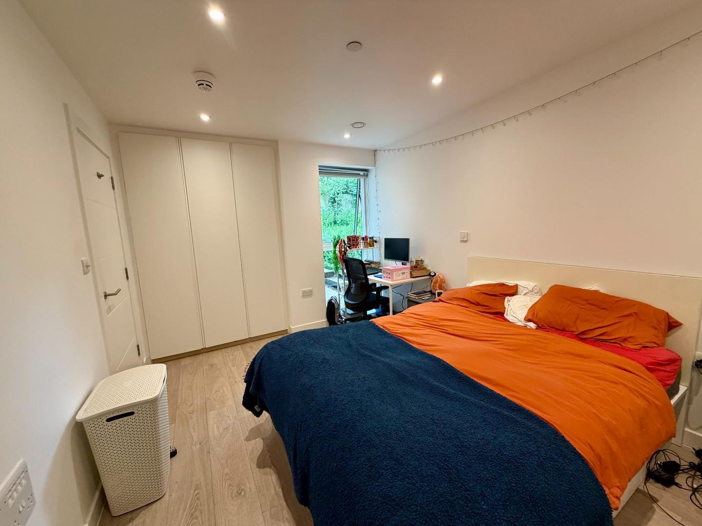 Property Image 885afc0c-3d85-40a8-945c-d969c6fee1c8