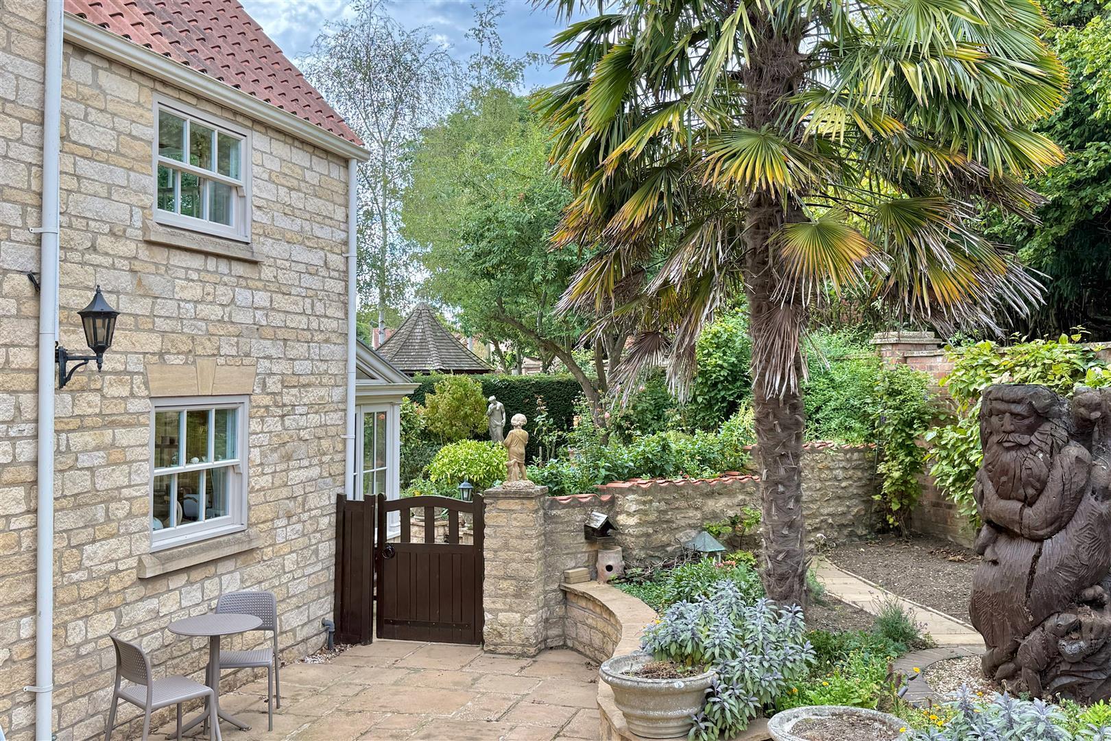 Property Image 8873616e-a45d-46d7-808f-9636ab5df2b3