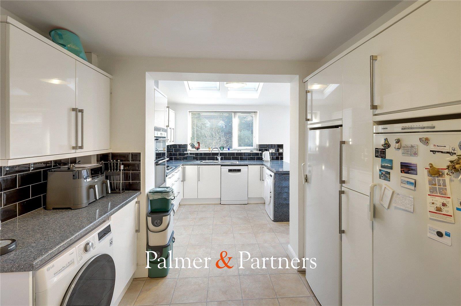 Property Image 887802e3-04c4-458f-b9a7-a76222851606