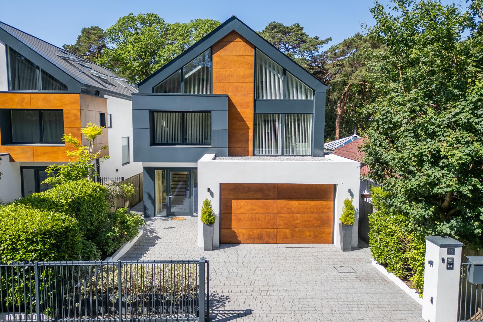 Property Image 887929f6-bda6-4786-be10-303ad9a0f294