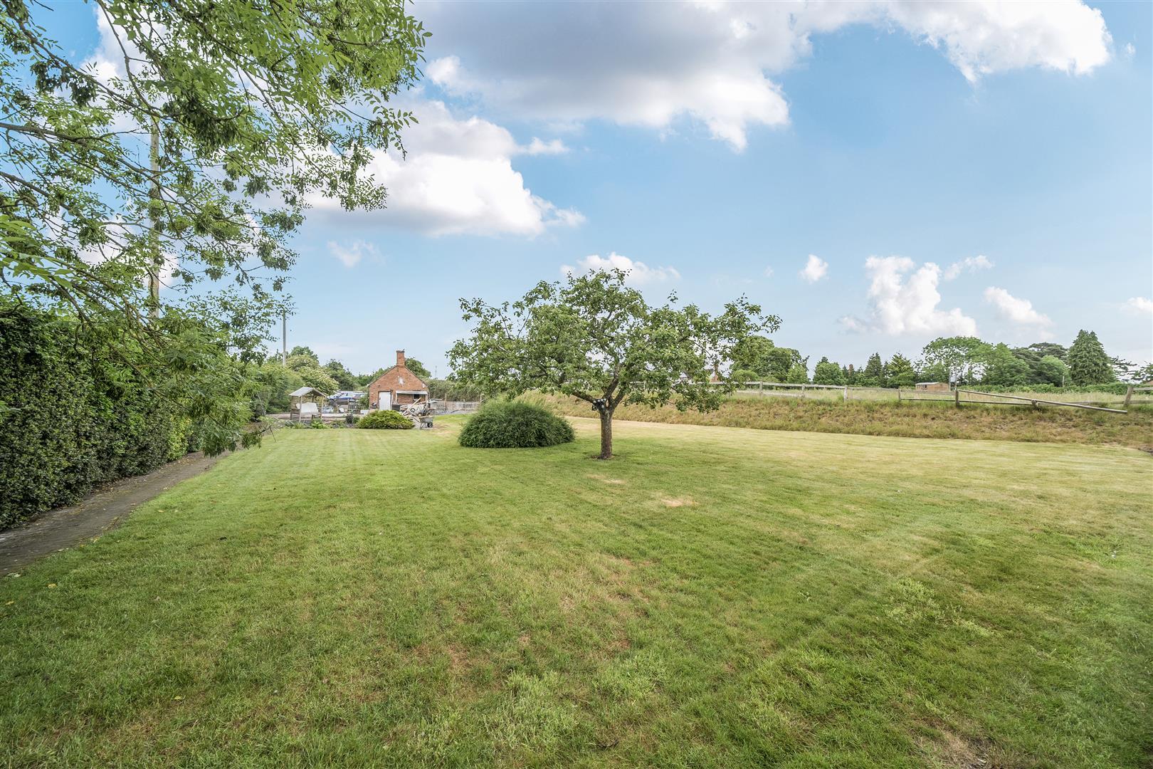 Property Image 88802a69-fba3-4c54-8253-e0065e5bf61c