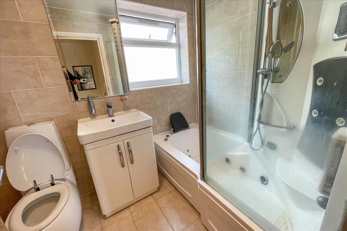 Property Image 88946722-bf14-4cd7-973a-d131e02051aa