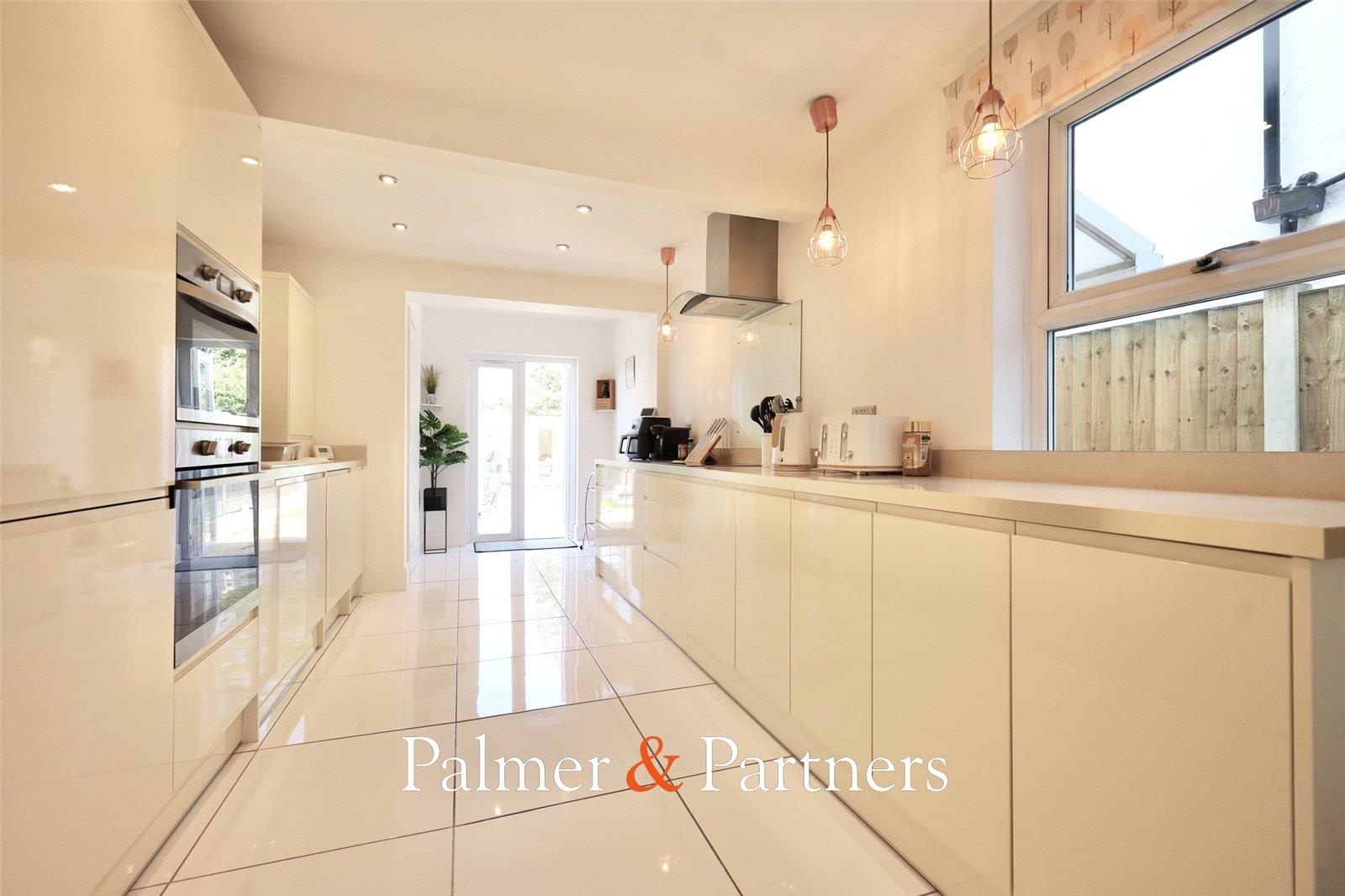 Property Image 88966604-7b7c-4a0a-9eea-6867ff3e03a7